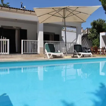 Alomar Villa